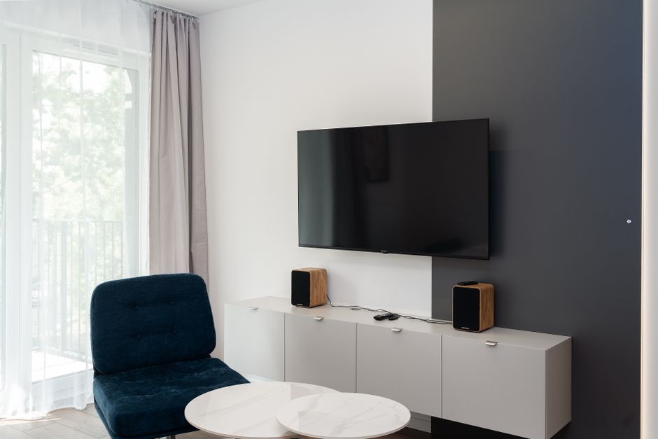 Understanding How UK IPTV Delivers Live Television Across the Country