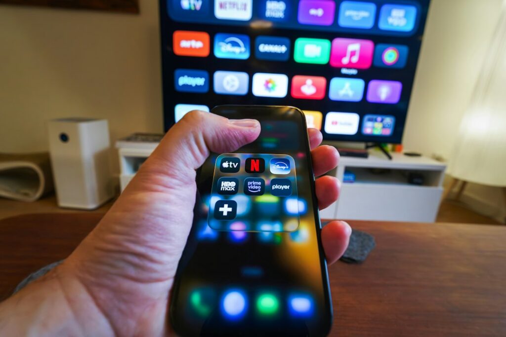 Best no-contract IPTV subscription UK